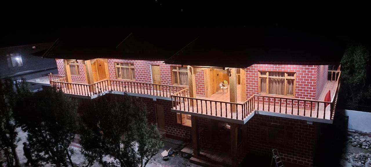Hotel Royal Hillcrest Harsil Exterior foto